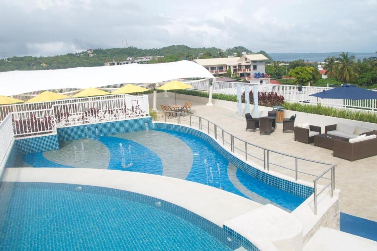 Balabag  Azalea Hotels & Residences Boracay מראה חיצוני תמונה