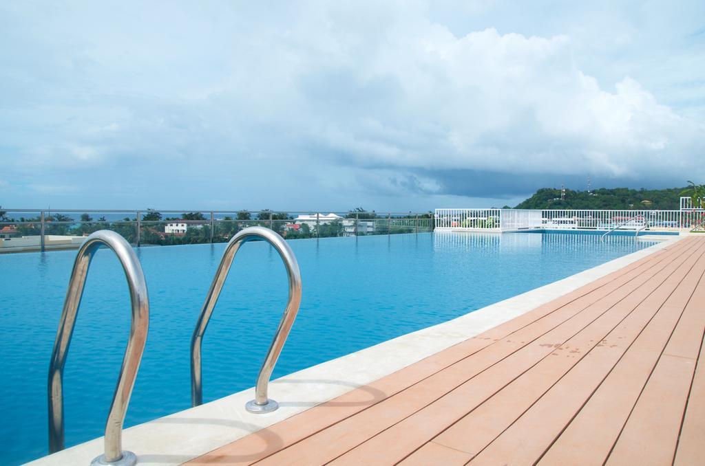 Balabag  Azalea Hotels & Residences Boracay מראה חיצוני תמונה